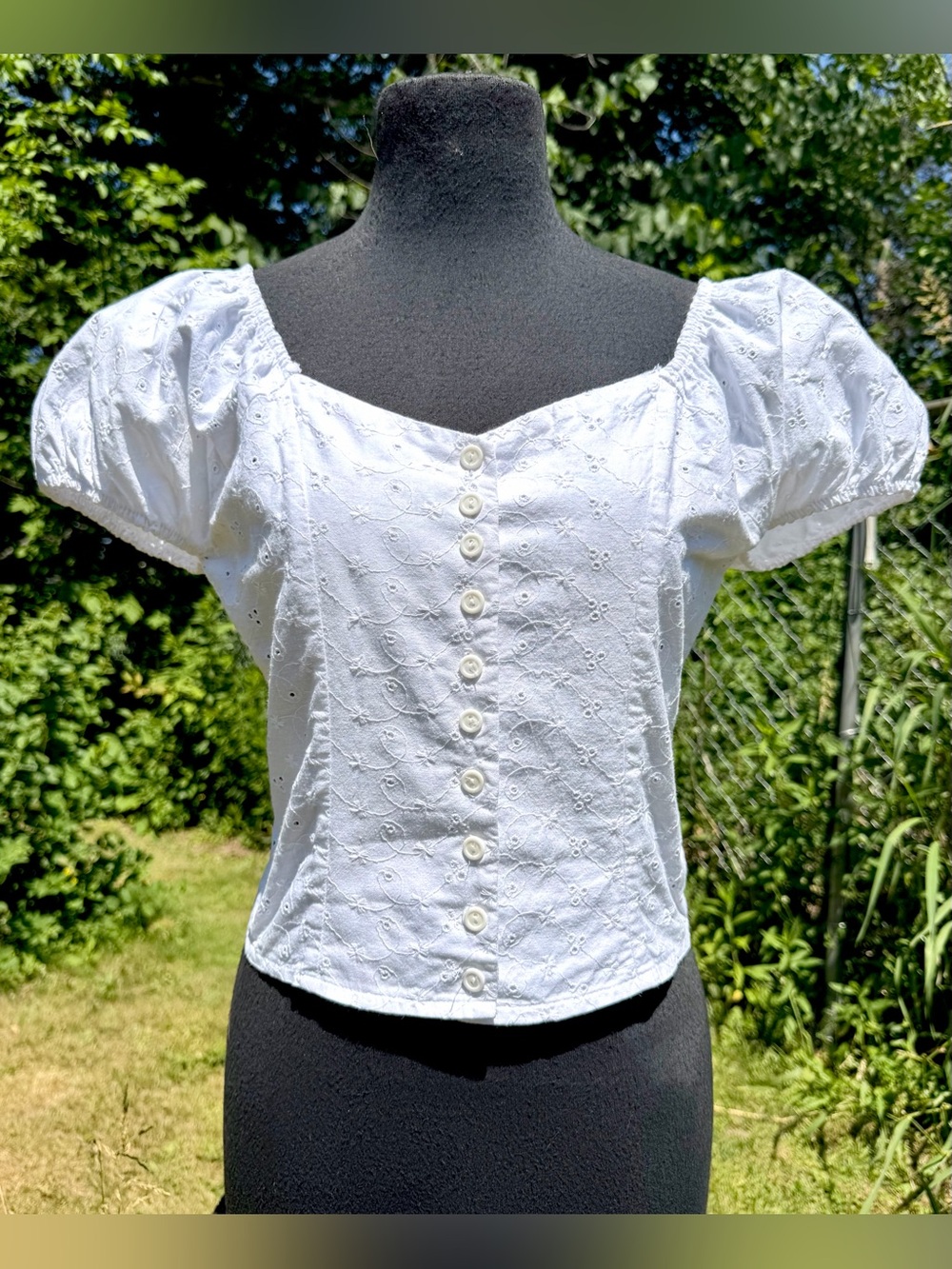 Vintage WHITE COTTON EYELET TOP 1990s Paris Sport Puff Sleeve Piratecore Blouse